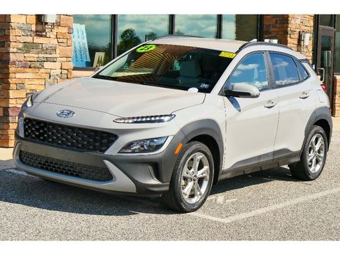 Used 2023 Hyundai Kona SEL AWD/4WD image 7