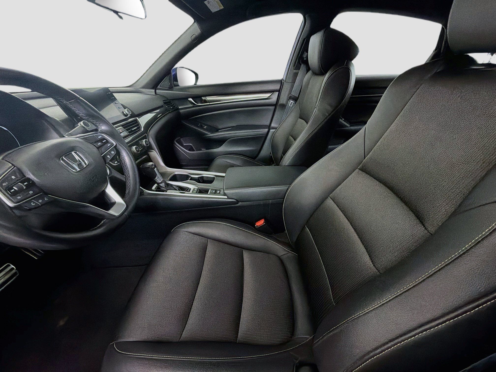 Used 2019 Honda Accord Sport image 13