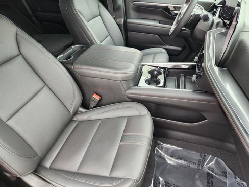 Used 2025 Chevrolet Tahoe RST w/ Comfort Package AWD/4WD image 8