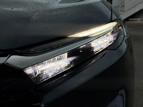 Used 2024 Honda CR-V EX image 9