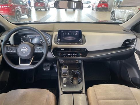 Certified 2023 Nissan Rogue SV image 8