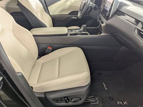 Used 2024 Lexus RX 350 FWD image 32