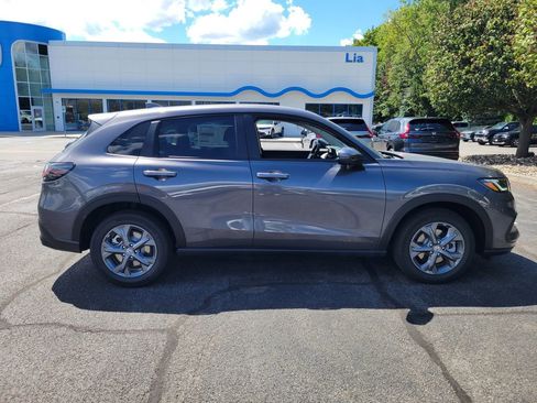 New 2026 Honda HR-V LX image 2