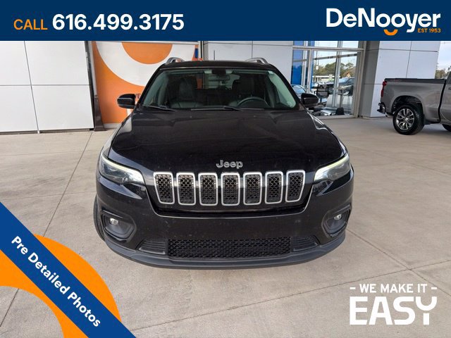 Used 2020 Jeep Cherokee Latitude Plus w/ Cold Weather Group AWD/4WD image 8