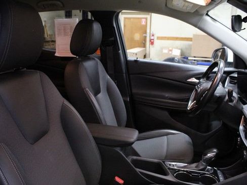 Used 2024 Buick Encore GX Preferred FWD image 10