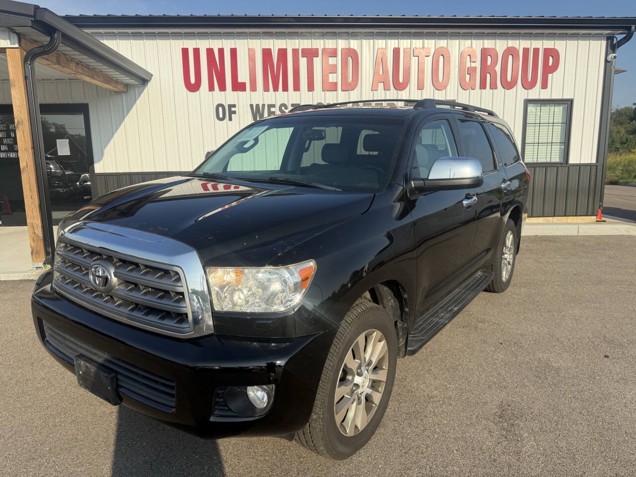 Used 2016 Toyota Sequoia Limited AWD/4WD image 1