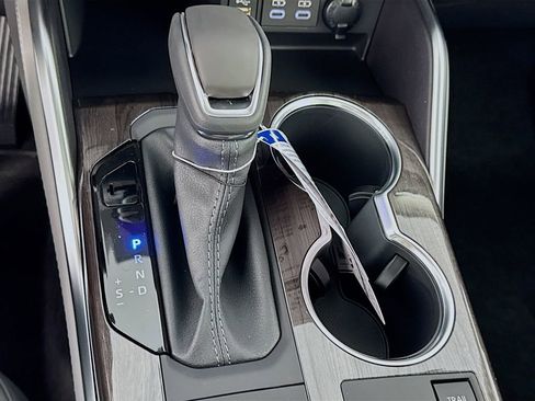 New 2026 Toyota Highlander Platinum image 21