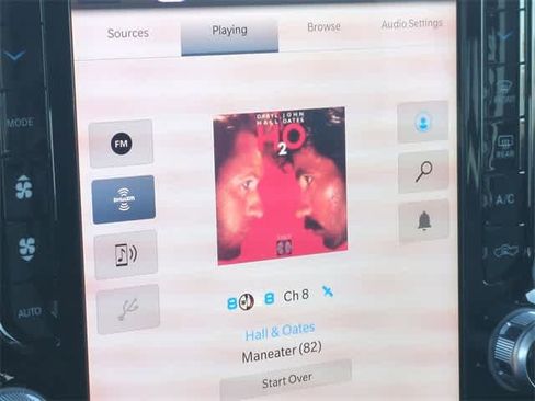 Used 2025 RAM 3500 Laramie w/ Max Tow Package image 31