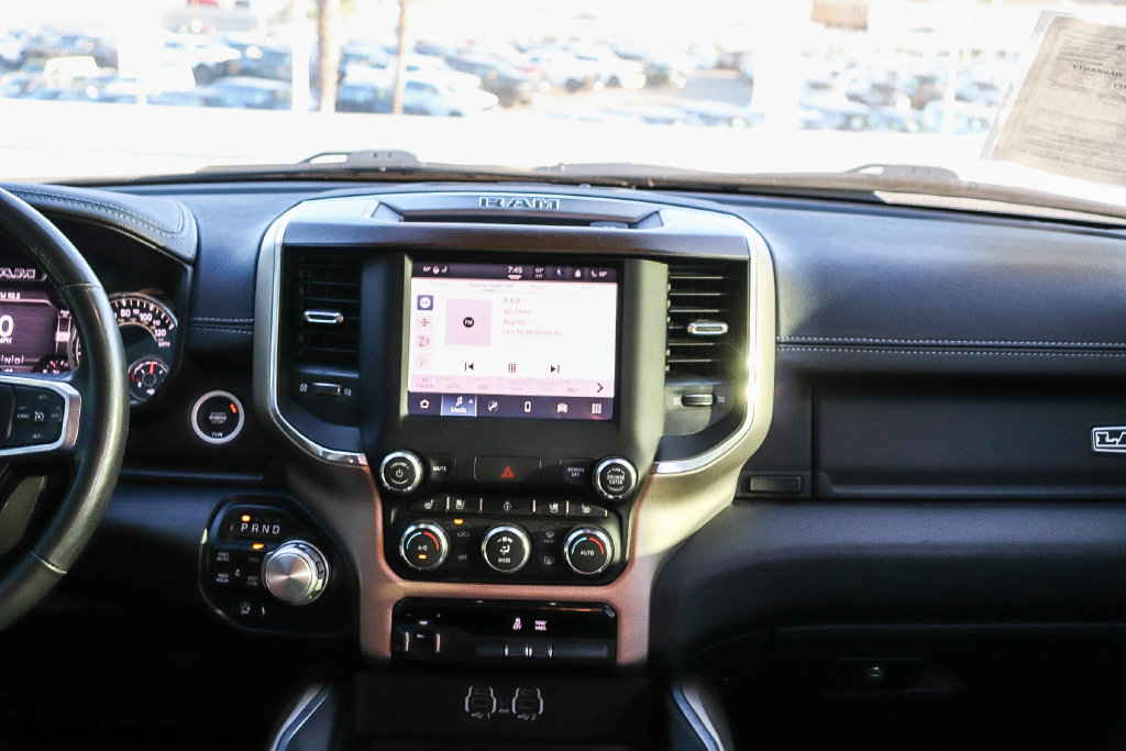 Used 2022 RAM 1500 Laramie AWD/4WD image 15