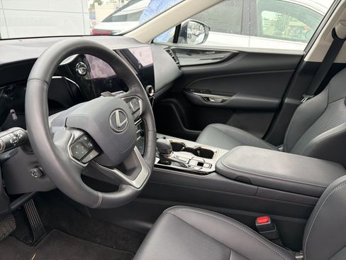 Used 2025 Lexus NX 350h AWD w/ Cold Area Package image 5