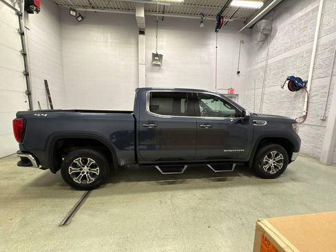 Used 2019 GMC Sierra 1500 SLE w/ Preferred Package AWD/4WD image 3
