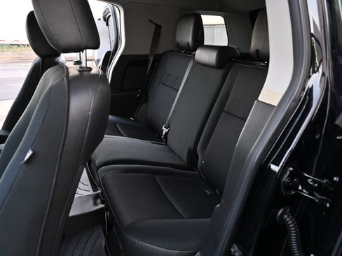 Used 2011 Toyota FJ Cruiser 4WD w/ Convenience Pkg image 16