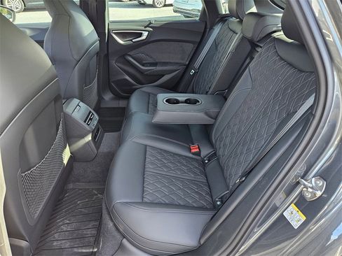 Used 2025 Audi S5 Premium Plus image 20