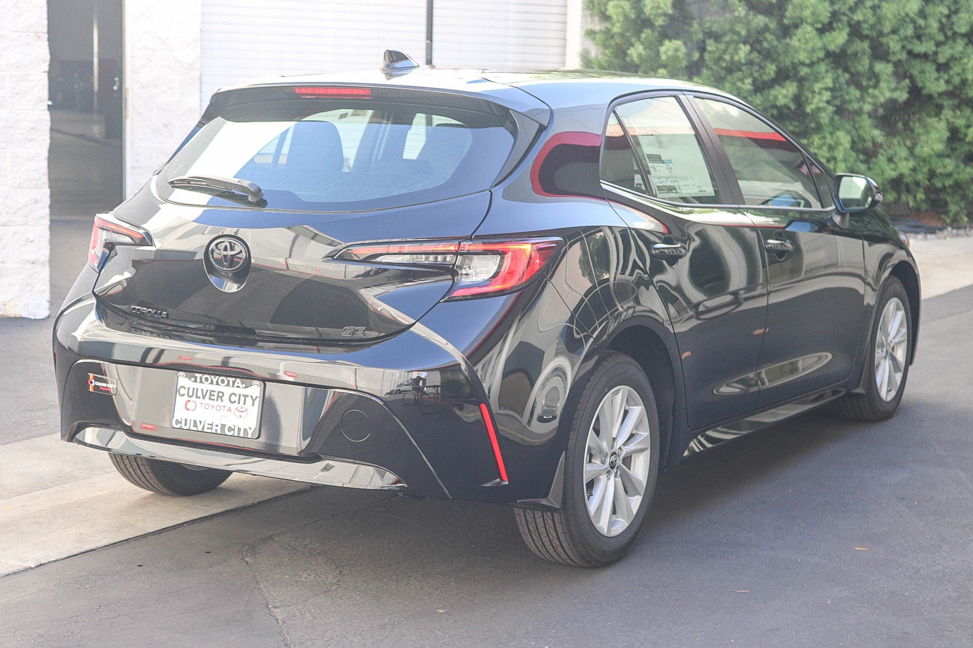 New 2027 Toyota Corolla SE FWD image 9