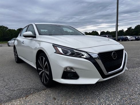 Used 2021 Nissan Altima 2.5 Platinum AWD/4WD image 7