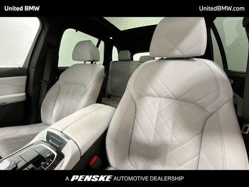 Certified 2025 BMW X5 M60i image 13
