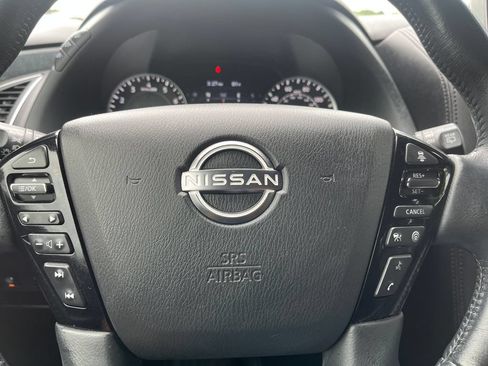 Used 2023 Nissan Armada SL w/ Midnight Edition Package AWD/4WD image 44