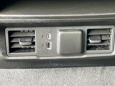 Used 2024 Chevrolet Silverado 1500 RST w/ Z71 Off-Road Package image 25