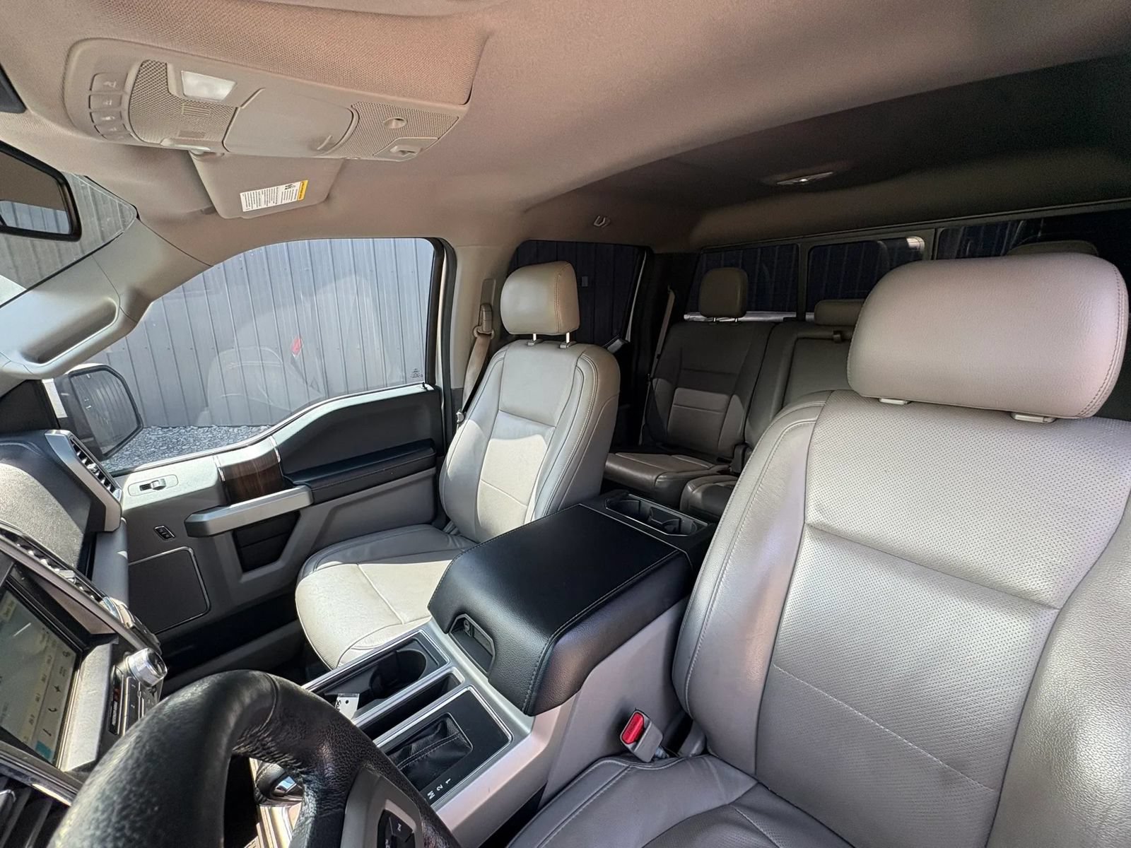 Used 2016 Ford F150 Lariat w/ Equipment Group 502A Luxury AWD/4WD image 18