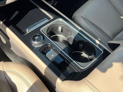 Certified 2022 Lincoln Corsair FWD image 16