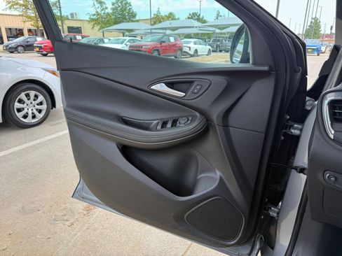 Used 2026 Buick Encore GX Preferred FWD image 18