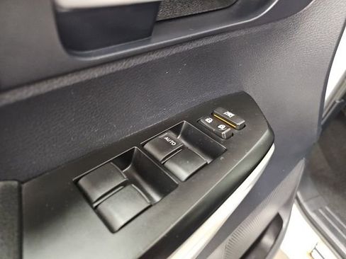 Used 2015 Toyota Tundra SR5 image 13