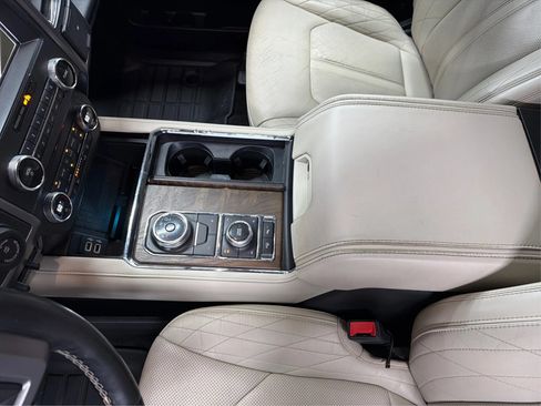 Used 2019 Ford Expedition Max Platinum AWD/4WD image 33