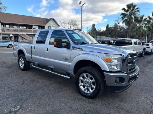 Used 2016 Ford F250 Lariat AWD/4WD image 5