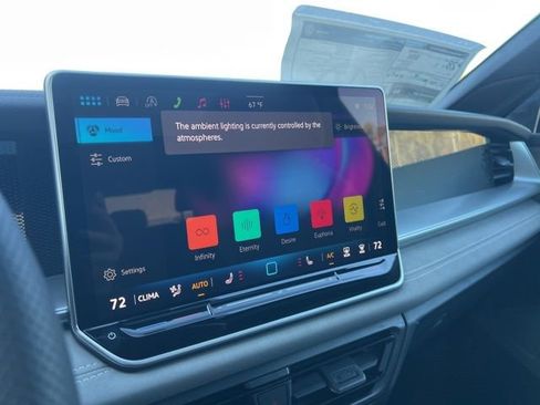 New 2026 Volkswagen Tiguan SE R-Line FWD image 11