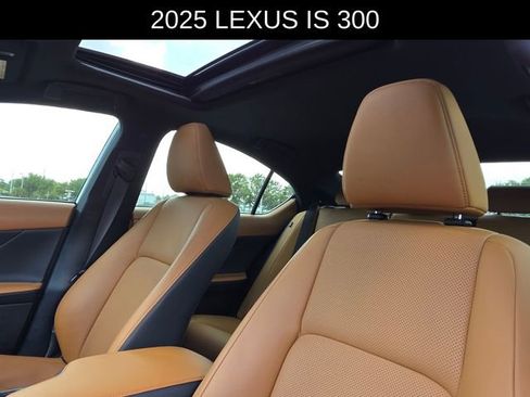 Used 2025 Lexus IS 300 w/ Premium Package image 21