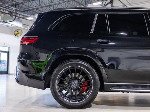 Used 2026 Mercedes-Benz GLS 63 AMG 4MATIC image 24