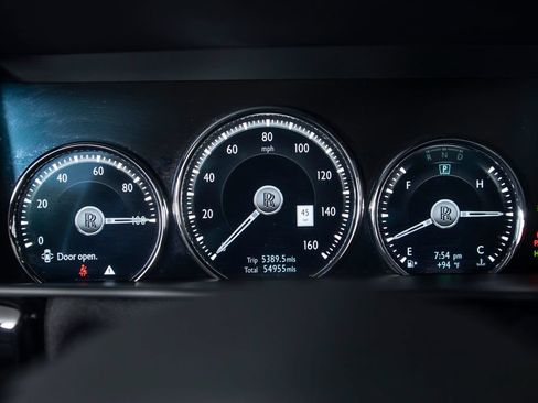 Used 2019 Rolls-Royce Cullinan AWD/4WD image 48
