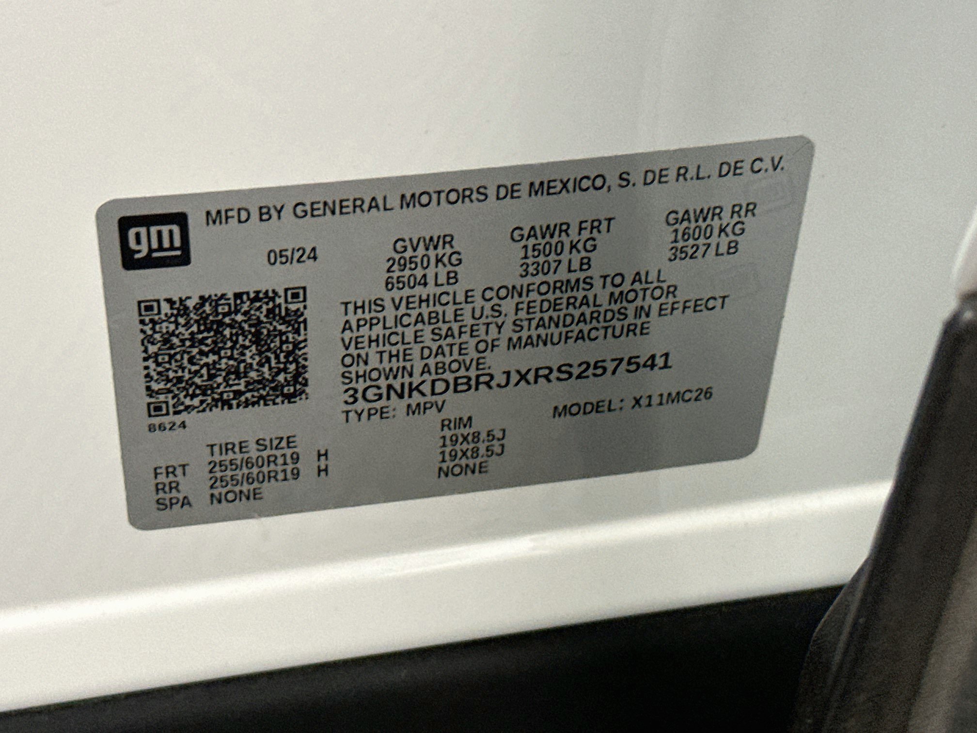 Used 2024 Chevrolet Blazer EV LT AWD/4WD image 12