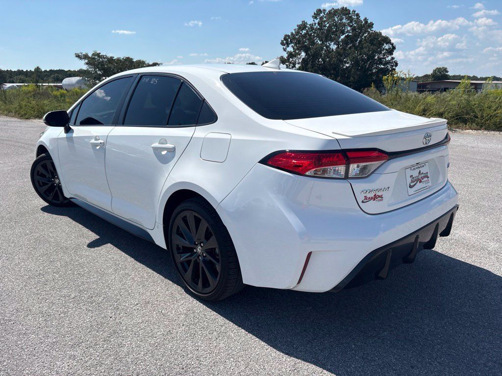 Certified 2024 Toyota Corolla SE FWD image 2