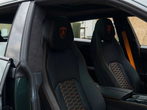 Used 2024 Lamborghini Urus S AWD/4WD image 30