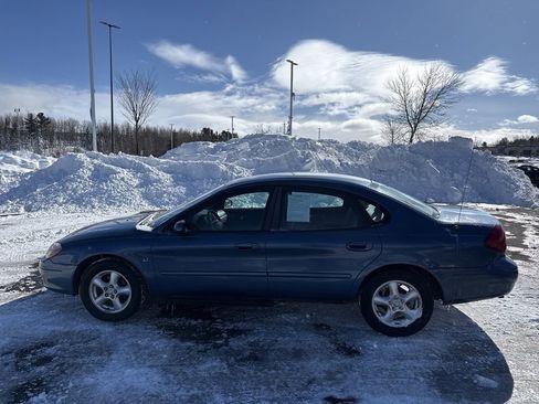 Used 2002 Ford Taurus SE image 9