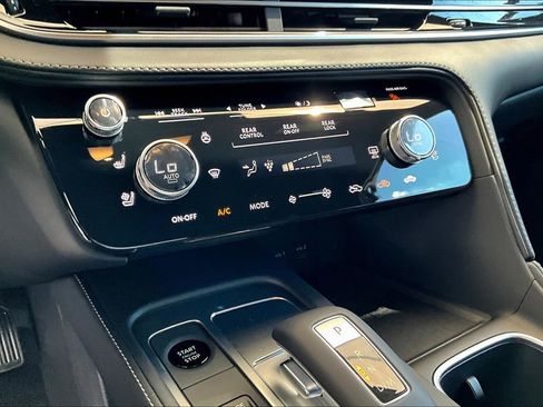 New 2026 INFINITI QX60 Autograph image 32