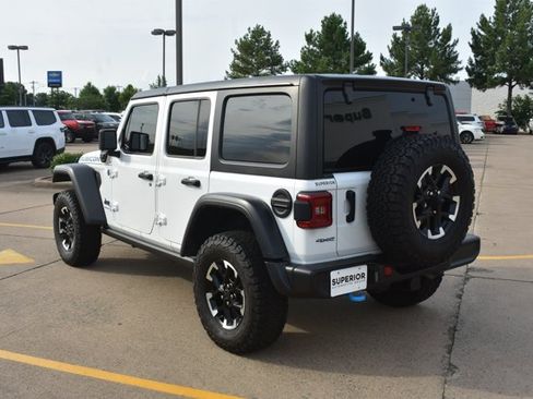 Used 2024 Jeep Wrangler Unlimited Rubicon 4xe w/ Technology Group AWD/4WD image 8