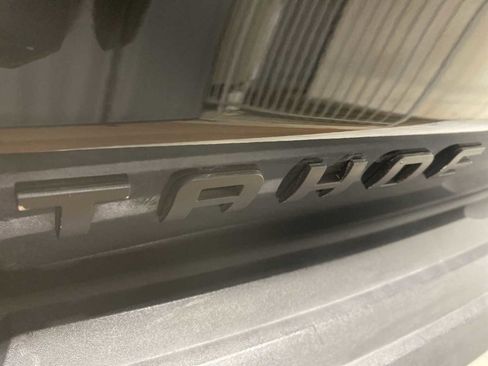 Used 2018 Chevrolet Tahoe LS w/ Enhanced Driver Alert Package image 7