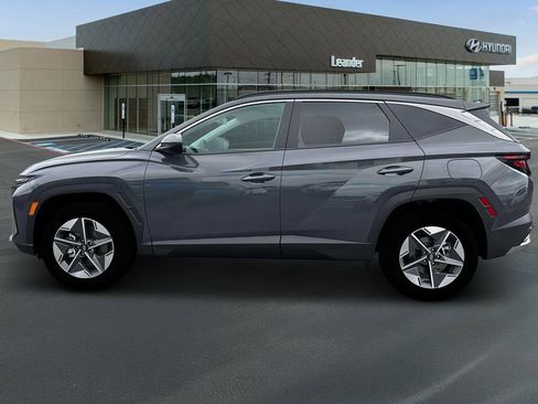 Used 2025 Hyundai Tucson SEL image 3