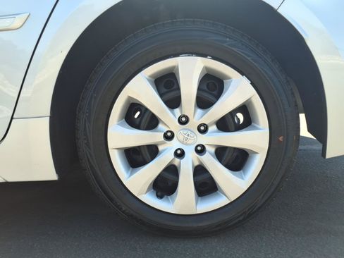 Certified 2024 Toyota Corolla LE FWD image 9