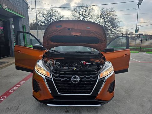 Used 2022 Nissan Kicks SV FWD image 57