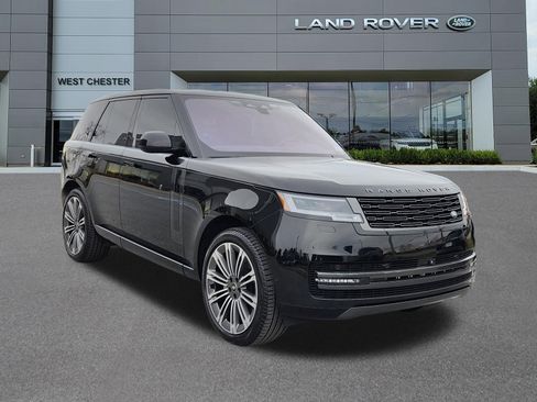 Certified 2023 Land Rover Range Rover SE image 2