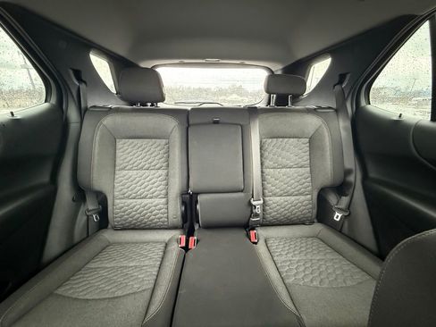 Used 2019 Chevrolet Equinox LT image 18