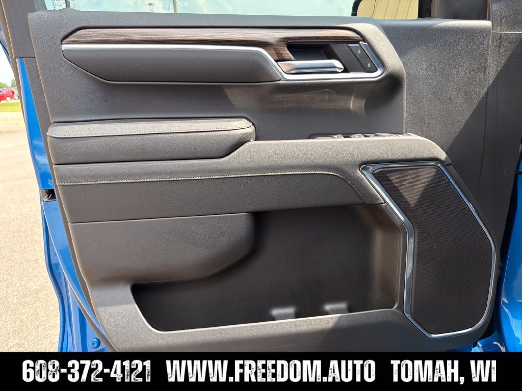 Used 2024 Chevrolet Silverado 1500 RST w/ Rally Edition AWD/4WD image 10
