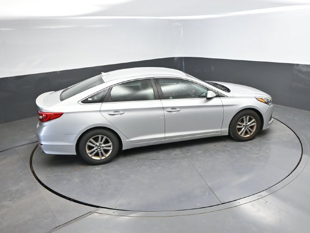 Used 2015 Hyundai Sonata SE FWD image 16