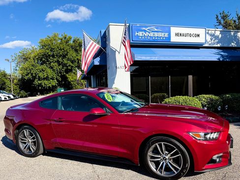 Used 2015 Ford Mustang Premium w/ Equipment Group 201A RWD image 15