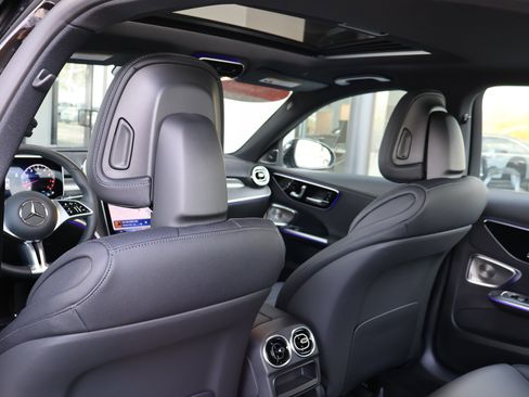 Certified 2025 Mercedes-Benz C 300 Sedan image 19