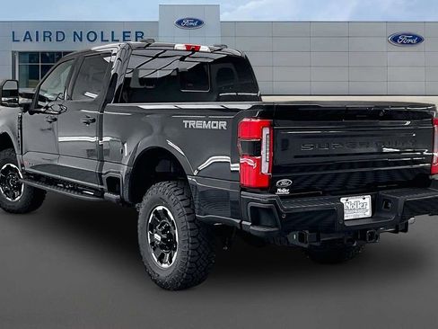 New 2026 Ford F250 4x4 Crew Cab Super Duty image 3