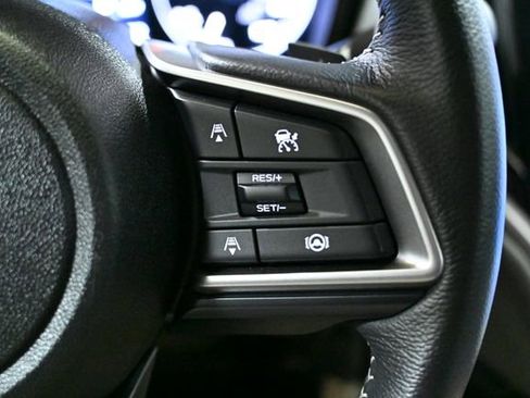 Used 2025 Subaru Outback Premium image 37